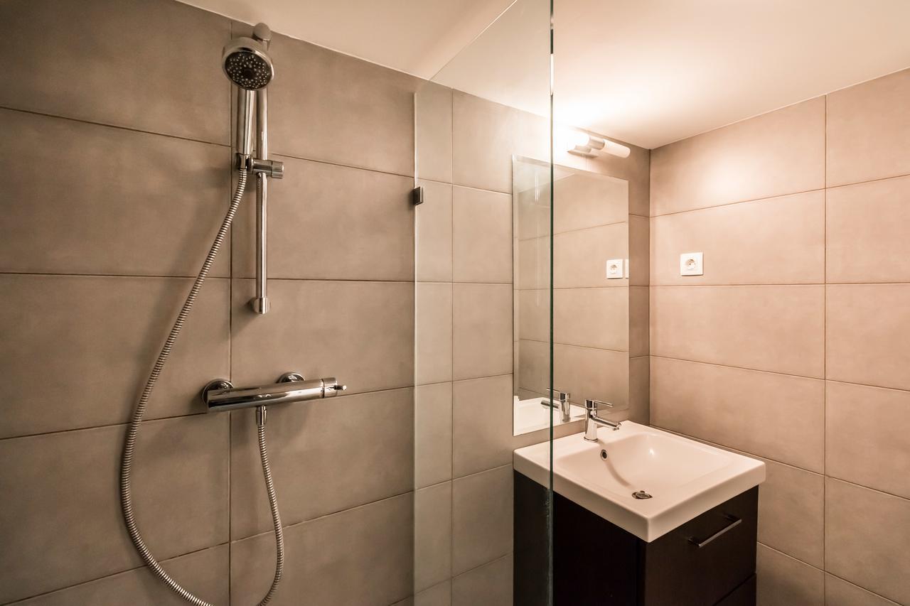 Mickey'S Flat Close To Budapest Whale Apartman Kültér fotó