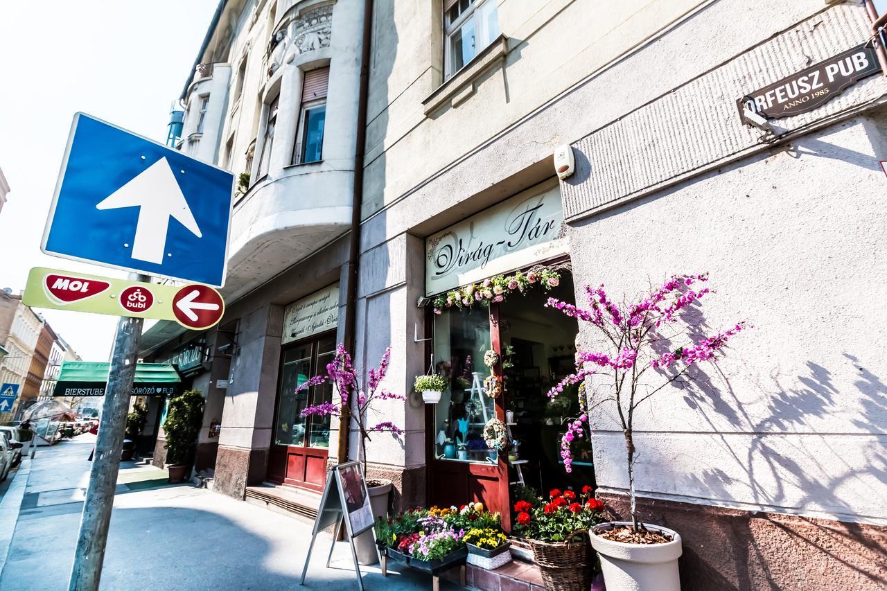 Mickey'S Flat Close To Budapest Whale Apartman Kültér fotó